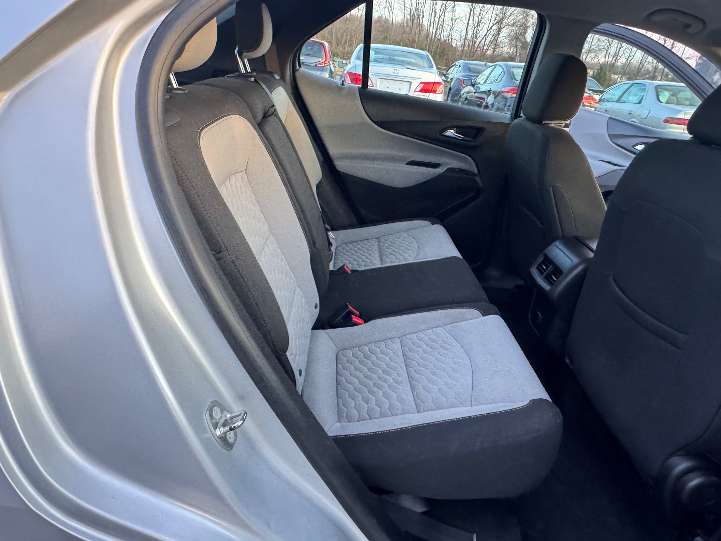 2018 Chevrolet Equinox LS - Photo 44