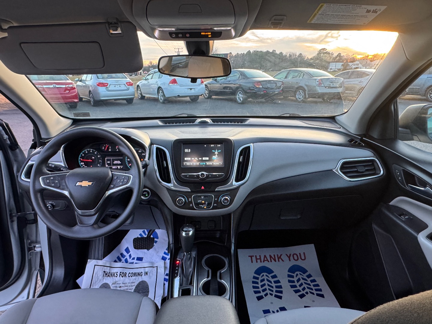 2018 Chevrolet Equinox LS - Photo 48