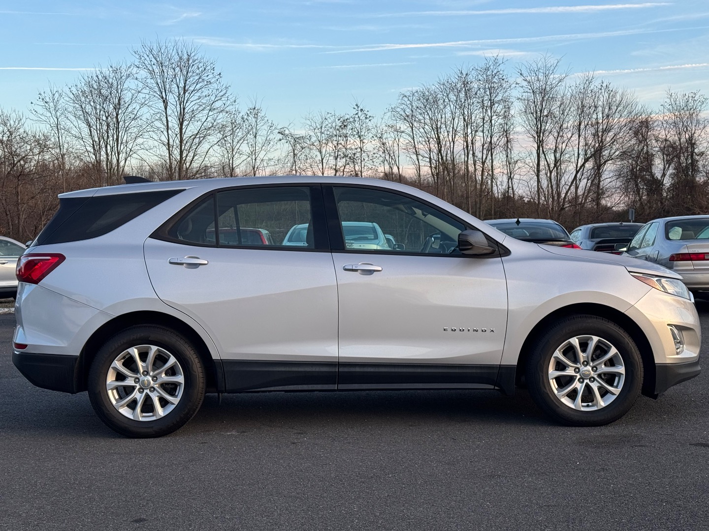 2018 Chevrolet Equinox LS - Photo 5
