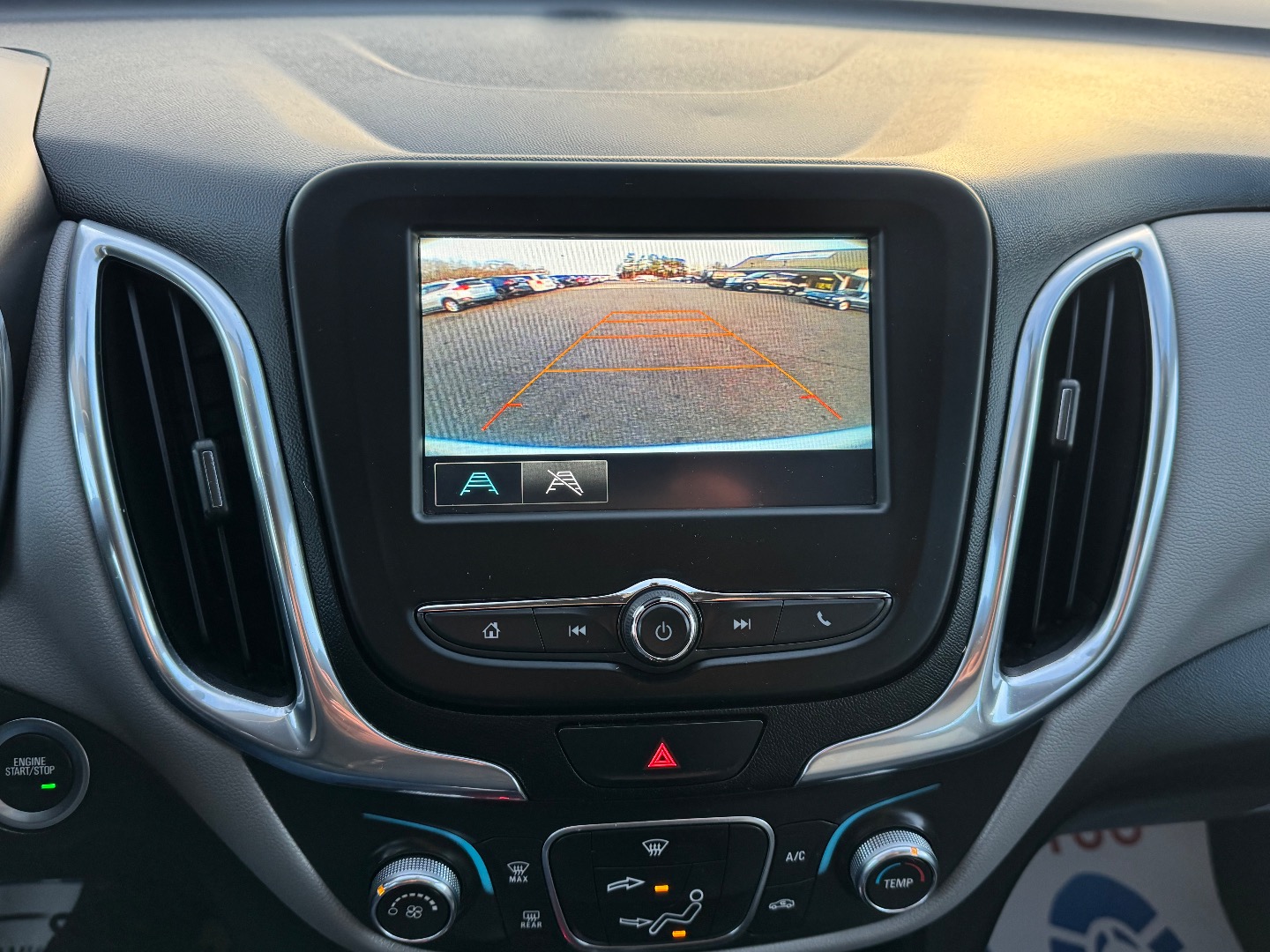 2018 Chevrolet Equinox LS - Photo 54