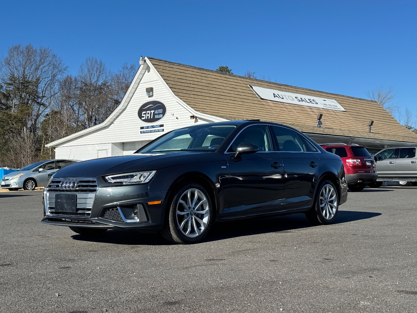 2019 Audi A4 2.0T quattro S tronic Premium Plus's photo