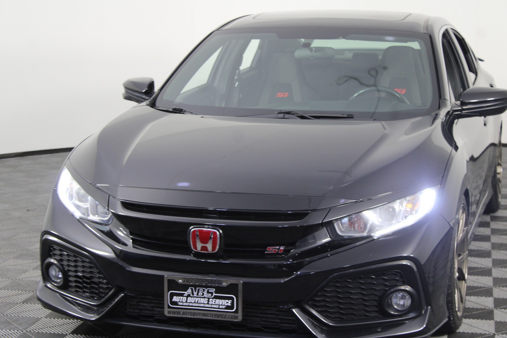 2019 Honda Civic Si Sedan's photo