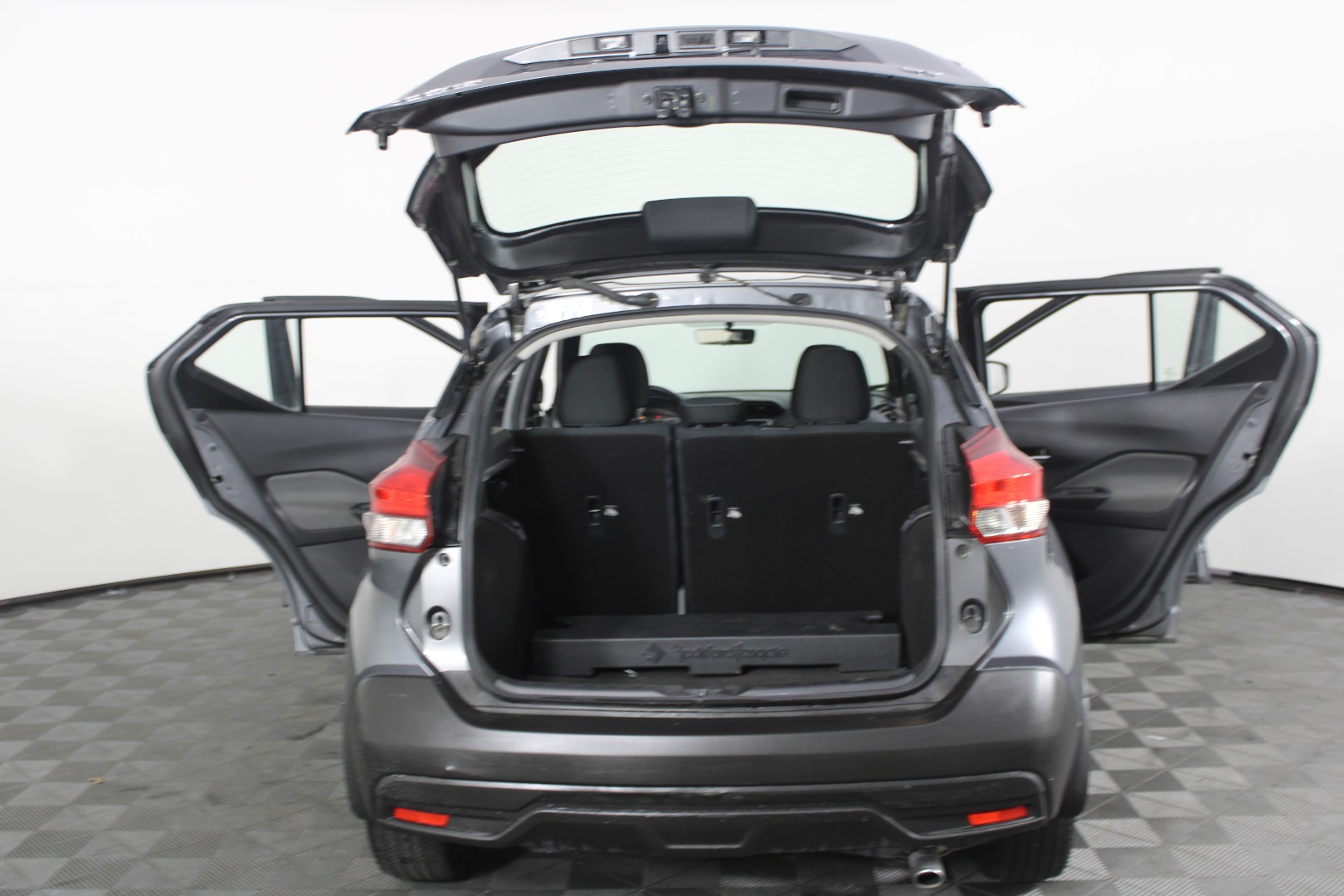 2019 Nissan Kicks SV - Photo 11