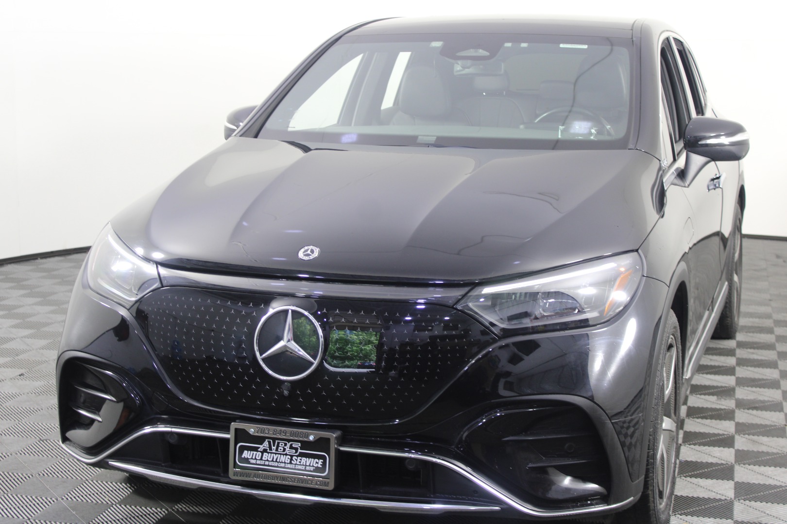 2023 Mercedes-Benz EQE SUV EQE 350 4MATIC's photo