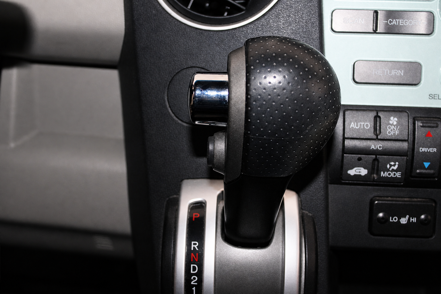 2011 Honda Pilot EX-L - Photo 31