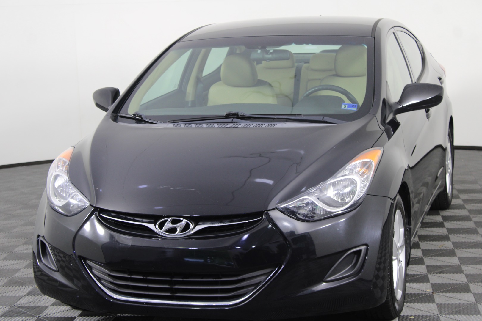 2013 Hyundai Elantra 1.8 GLS M/T's photo