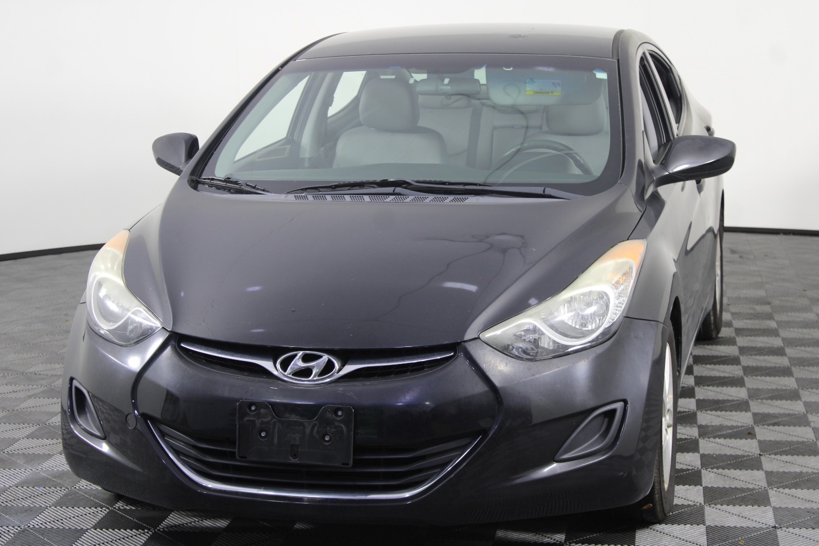 2013 Hyundai Elantra's photo