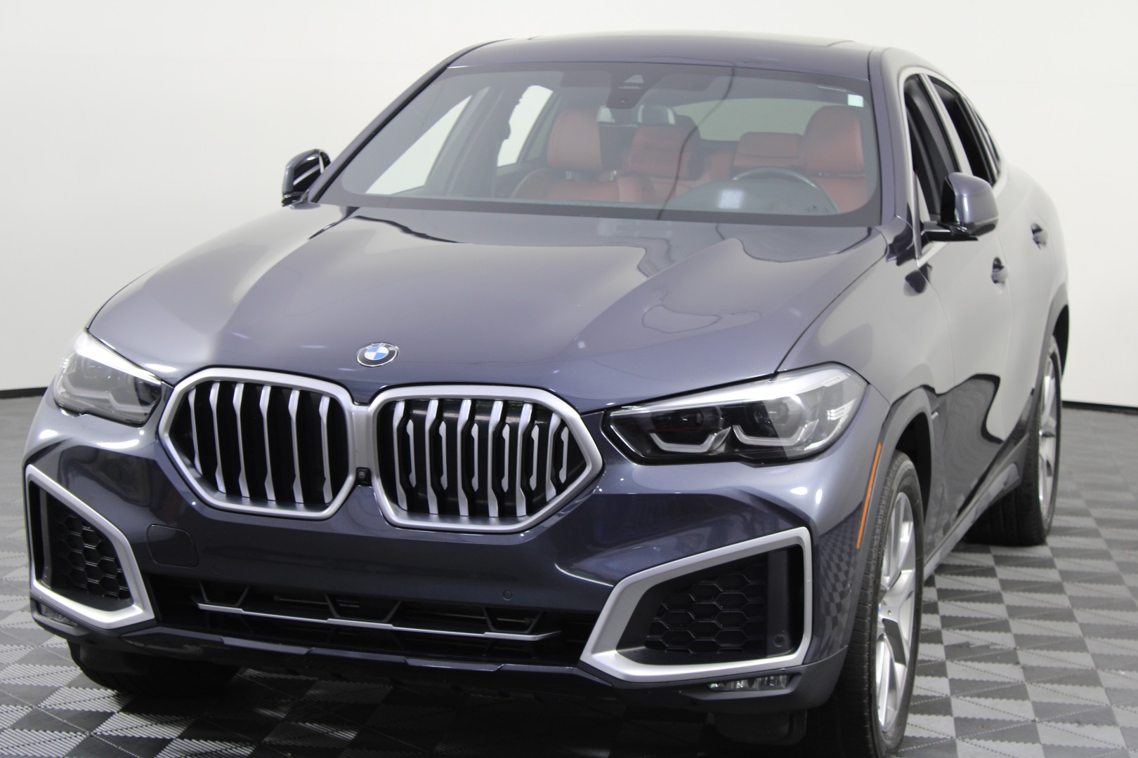 2020 BMW X6 xDrive40i's photo
