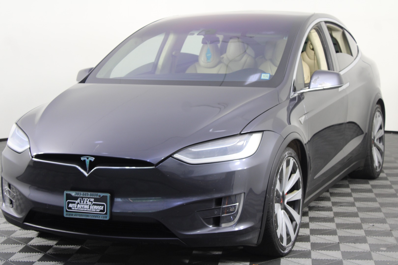 2016 Tesla Model X 90D's photo