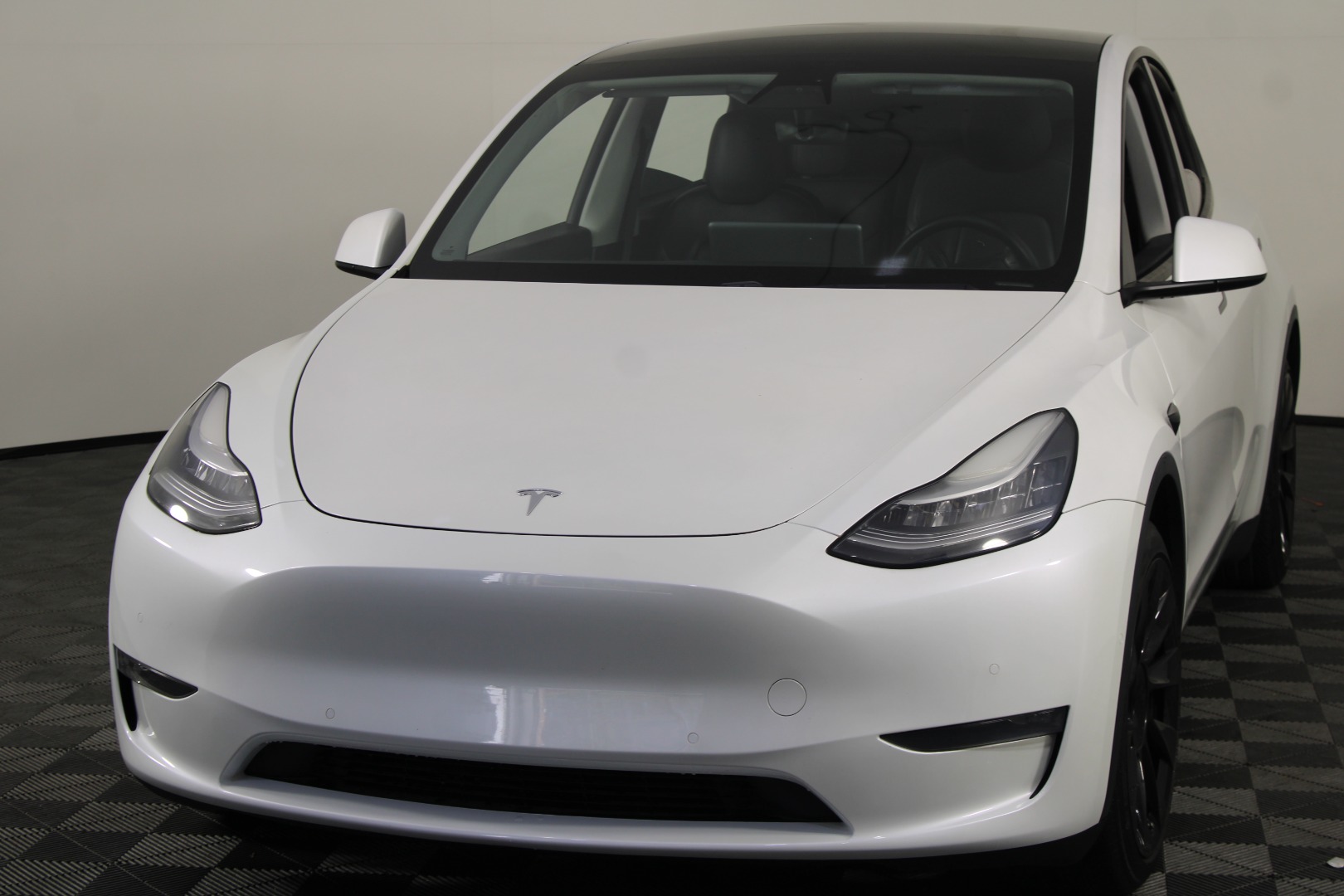2020 Tesla Model Y Long Range Dual Motor All-Wheel Drive's photo