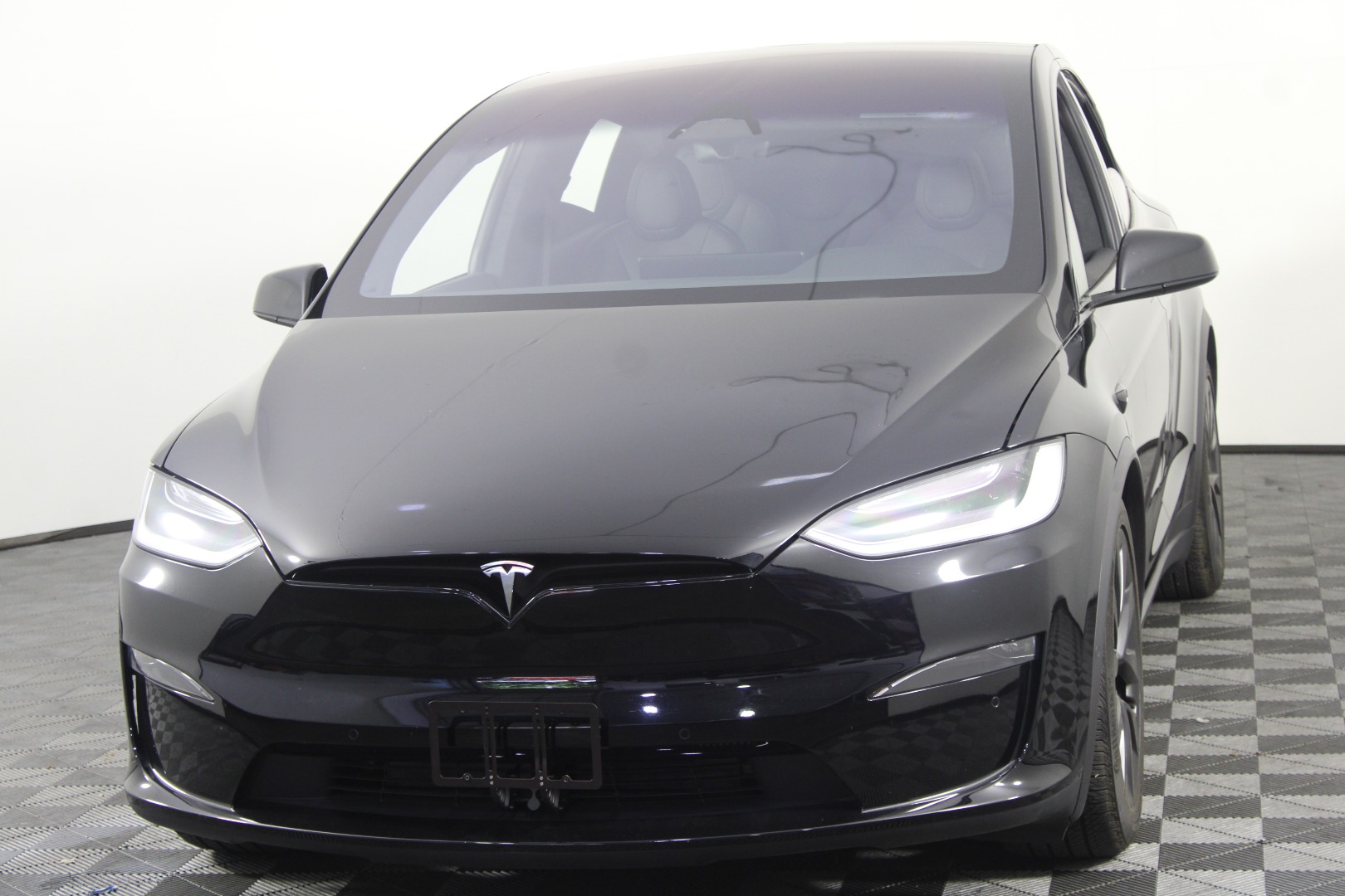 2023 Tesla Model X Long Range's photo