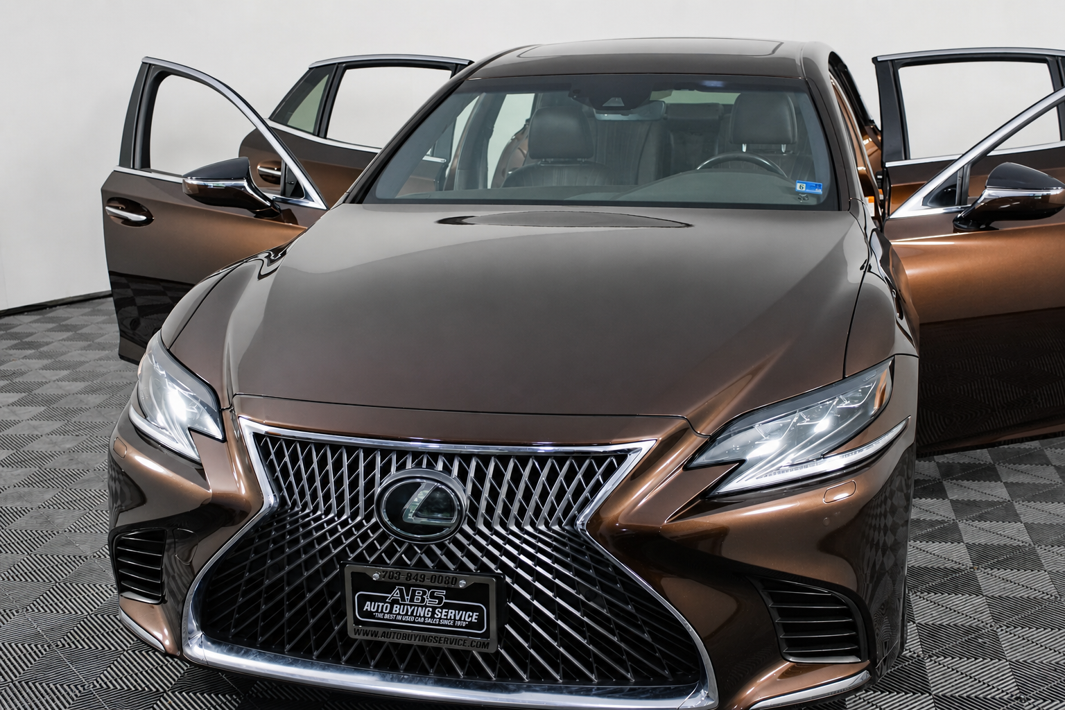 2018 Lexus LS Base - Photo 4