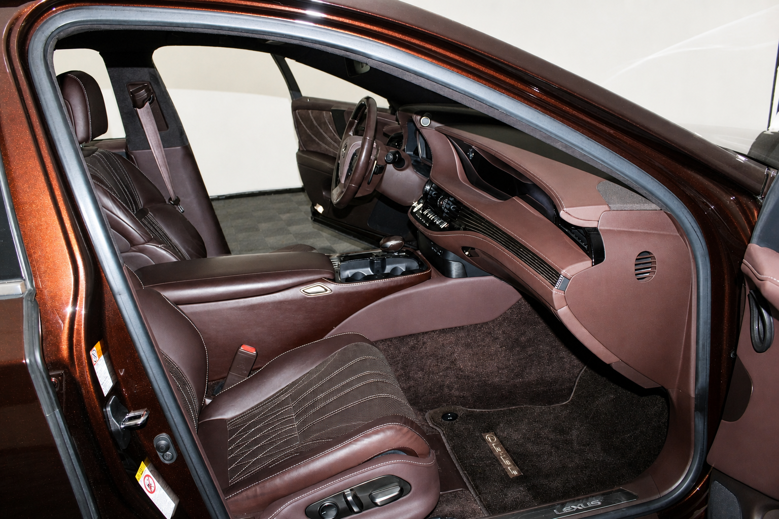 2018 Lexus LS Base - Photo 22