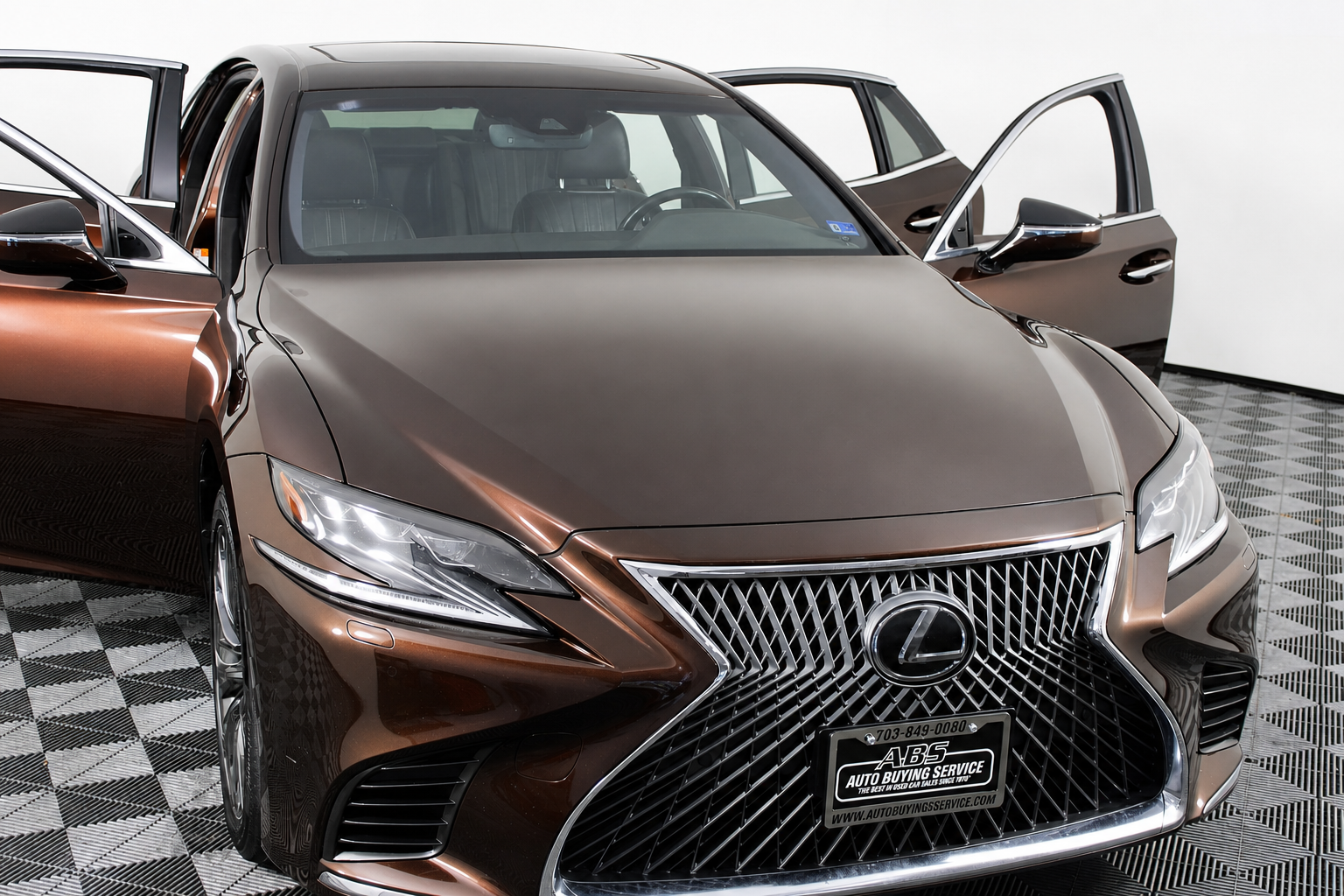 2018 Lexus LS Base - Photo 8