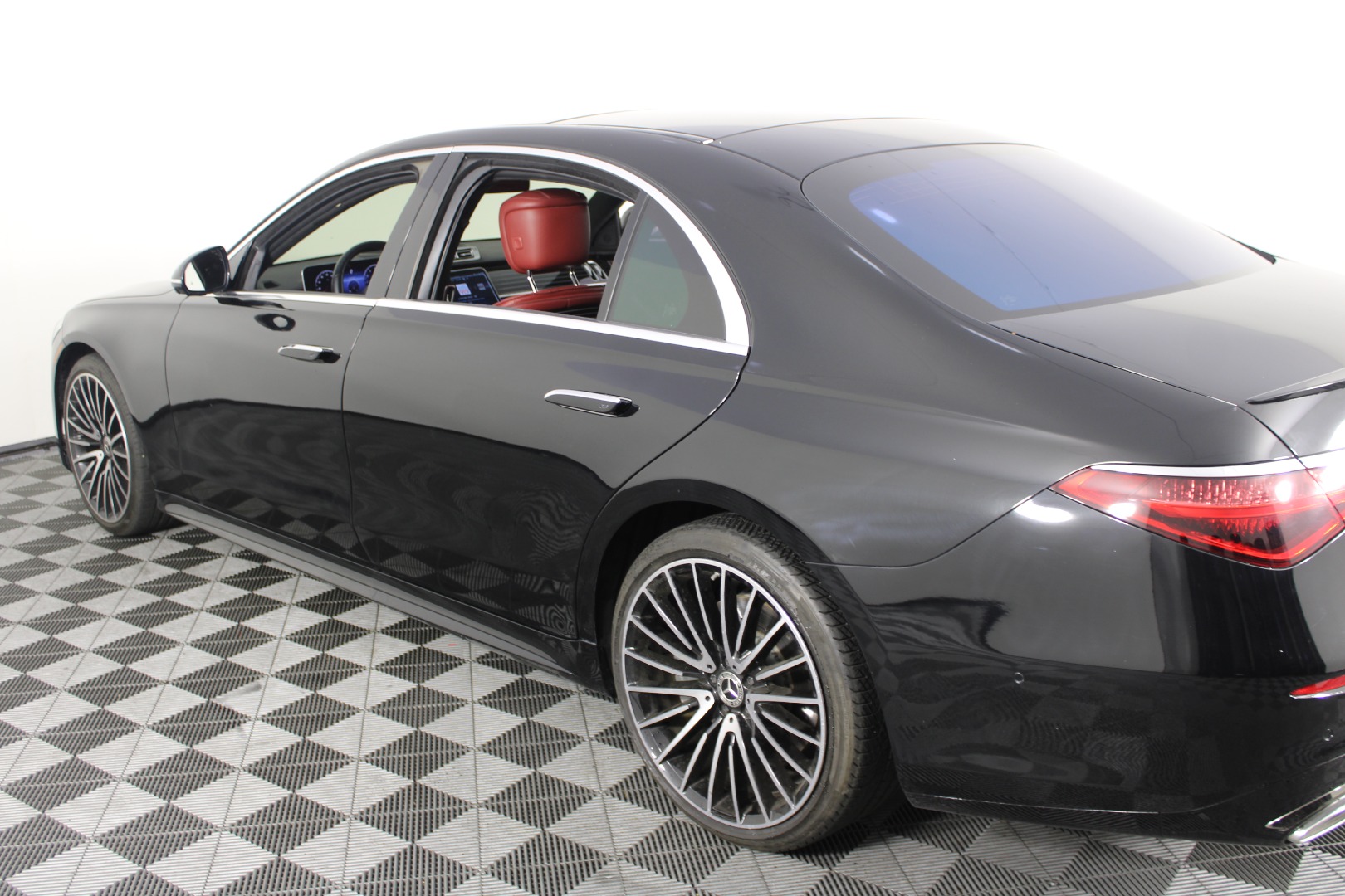2022 Mercedes-Benz S-Class S 580 - Photo 12