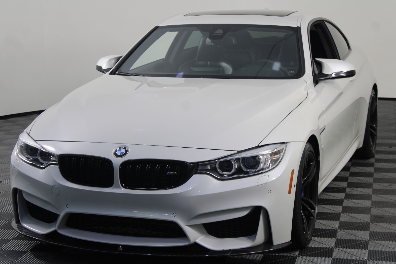 2015 BMW M4 -'s photo
