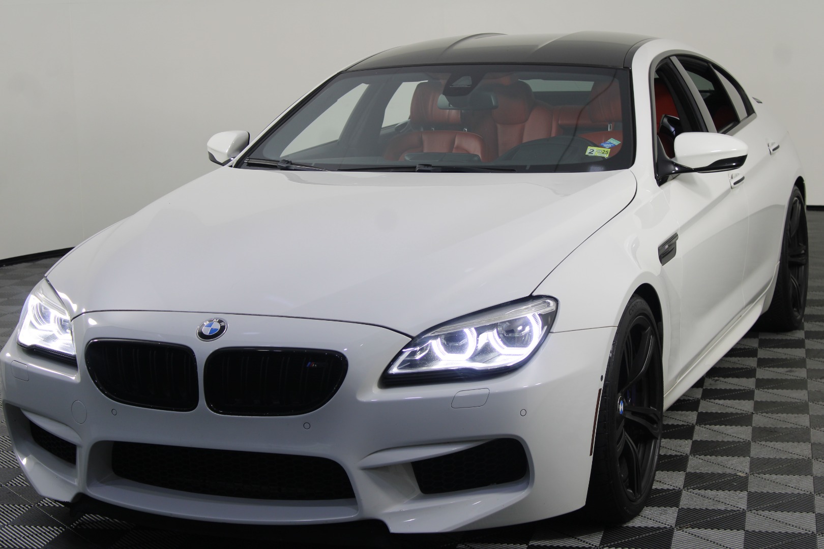 2016 BMW M6 -'s photo