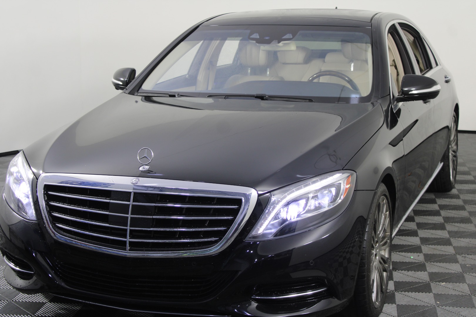 2015 Mercedes-Benz S-Class S550's photo