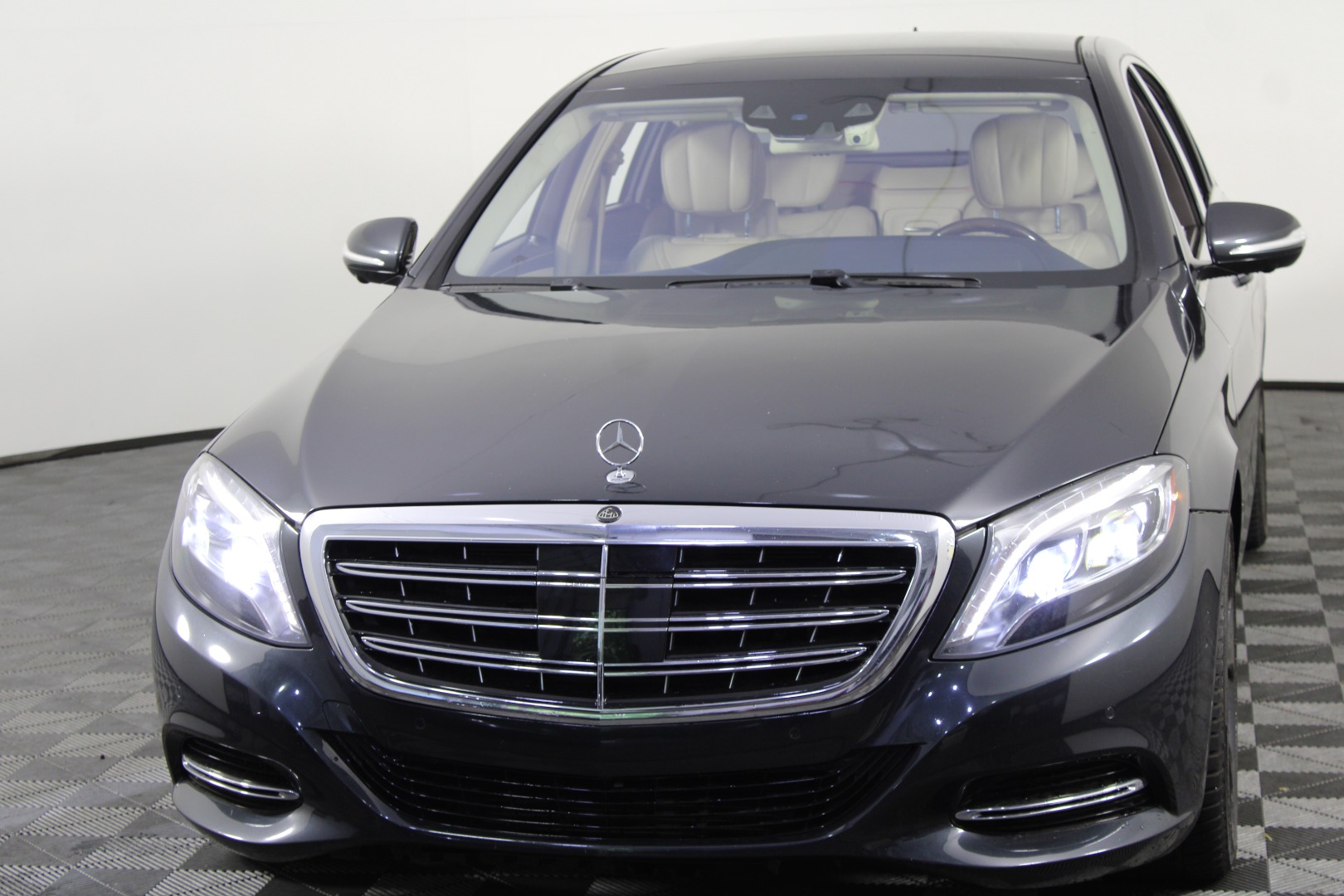 2015 Mercedes-Benz S-Class S550 4MATIC's photo
