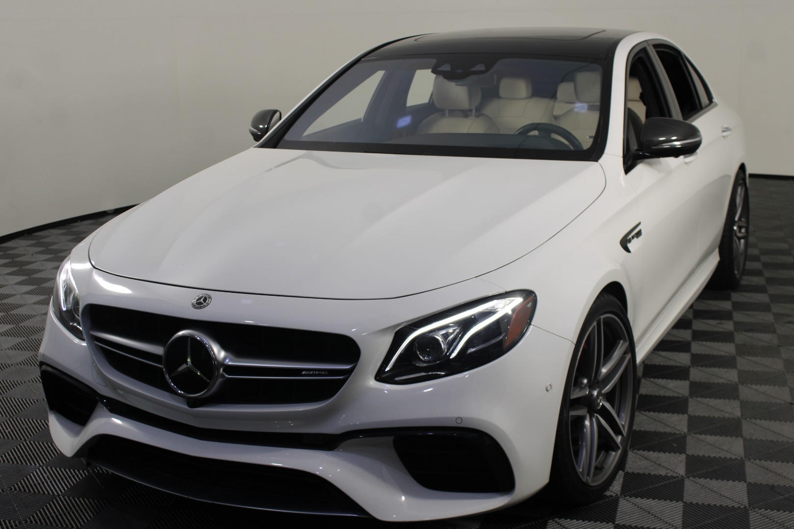2018 Mercedes-Benz E-Class AMG E63 S 4MATIC's photo