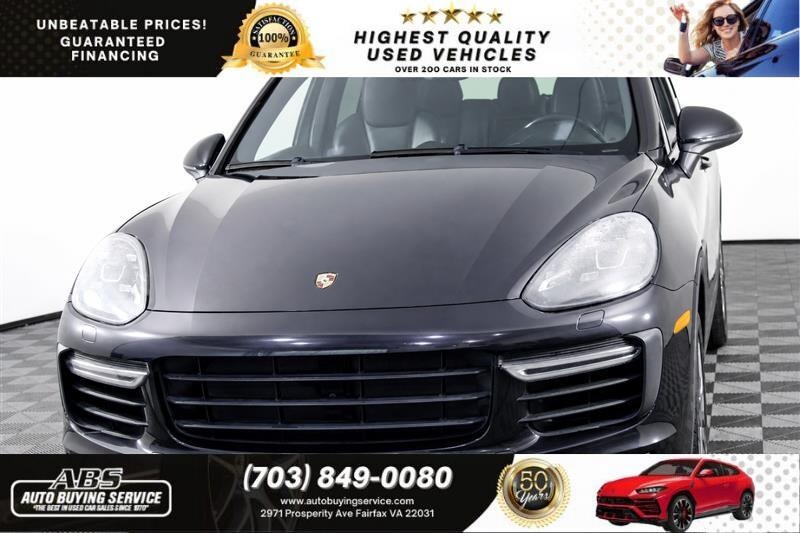 2015 Porsche Cayenne Turbo's photo