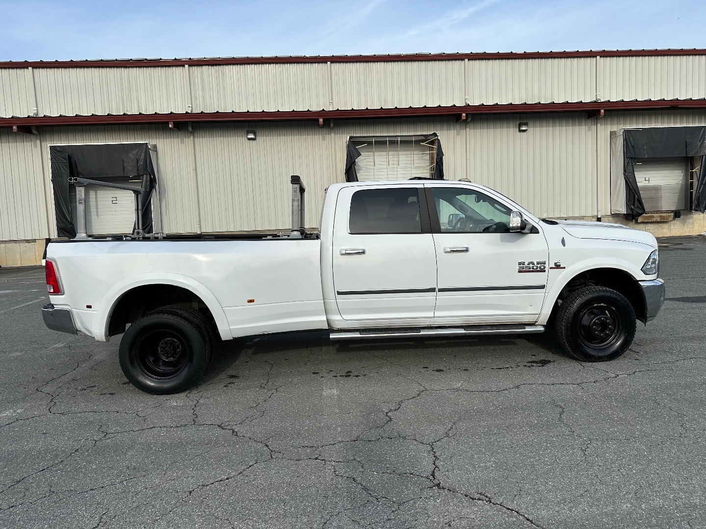 2013 RAM Ram 3500 Pickup Laramie - Photo 17