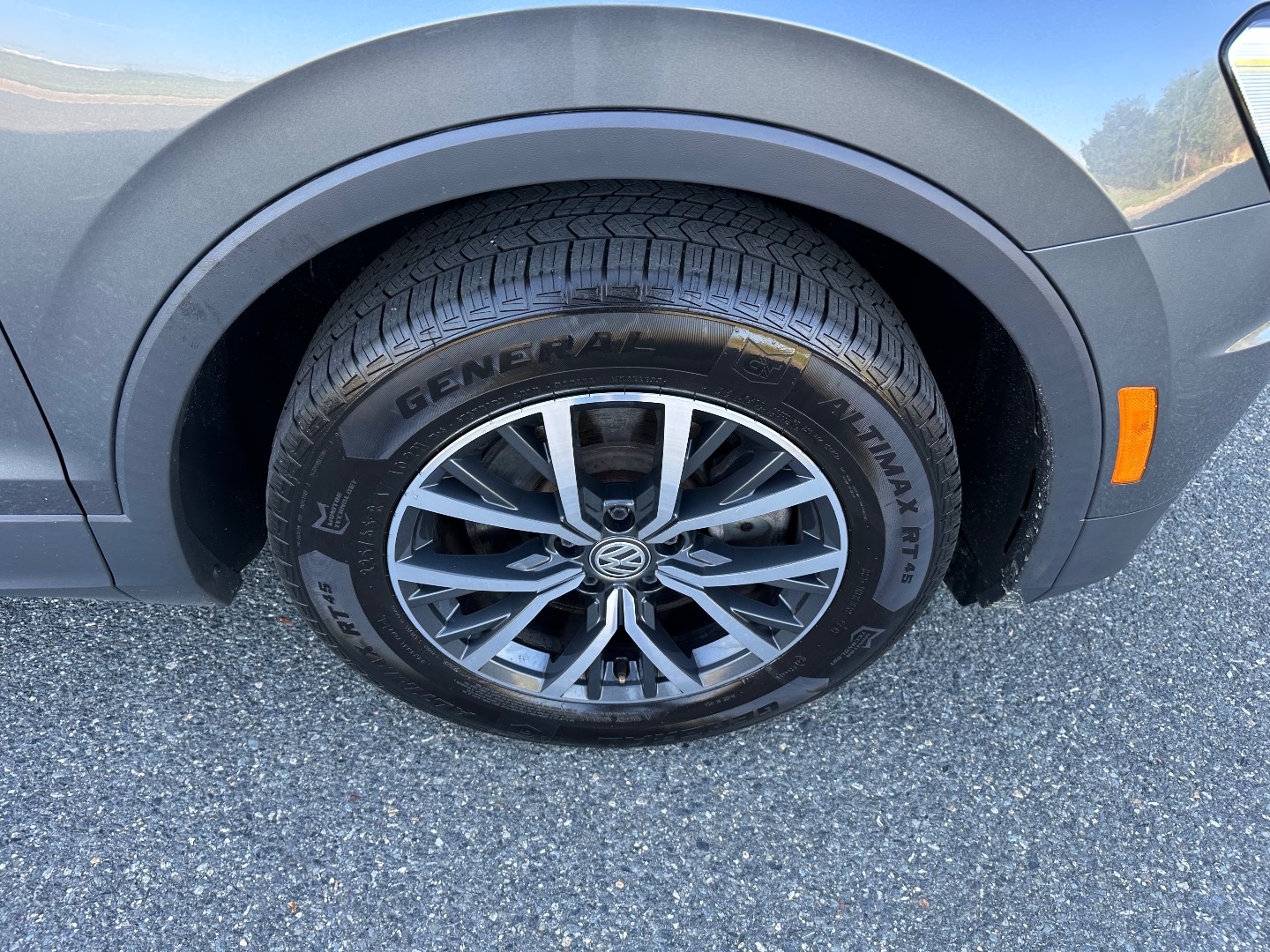 2021 Volkswagen Tiguan S - Photo 23