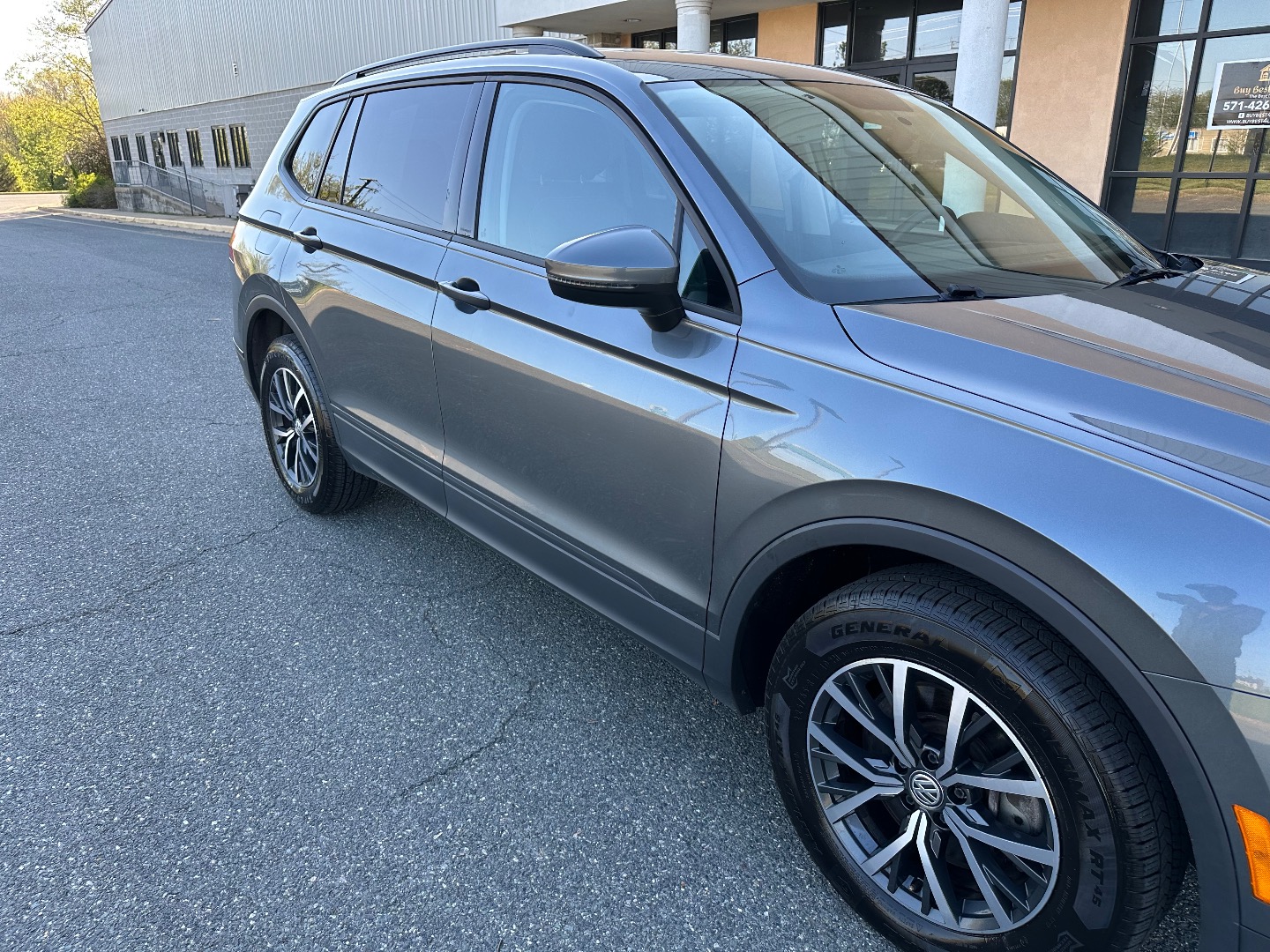 2021 Volkswagen Tiguan S - Photo 5