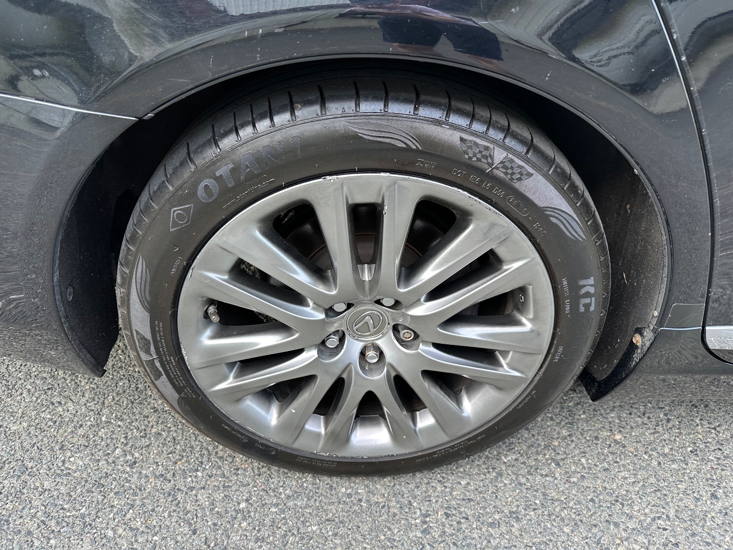 2014 Lexus LS Base - Photo 21
