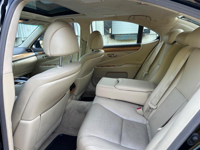 2014 Lexus LS Base - Photo 28