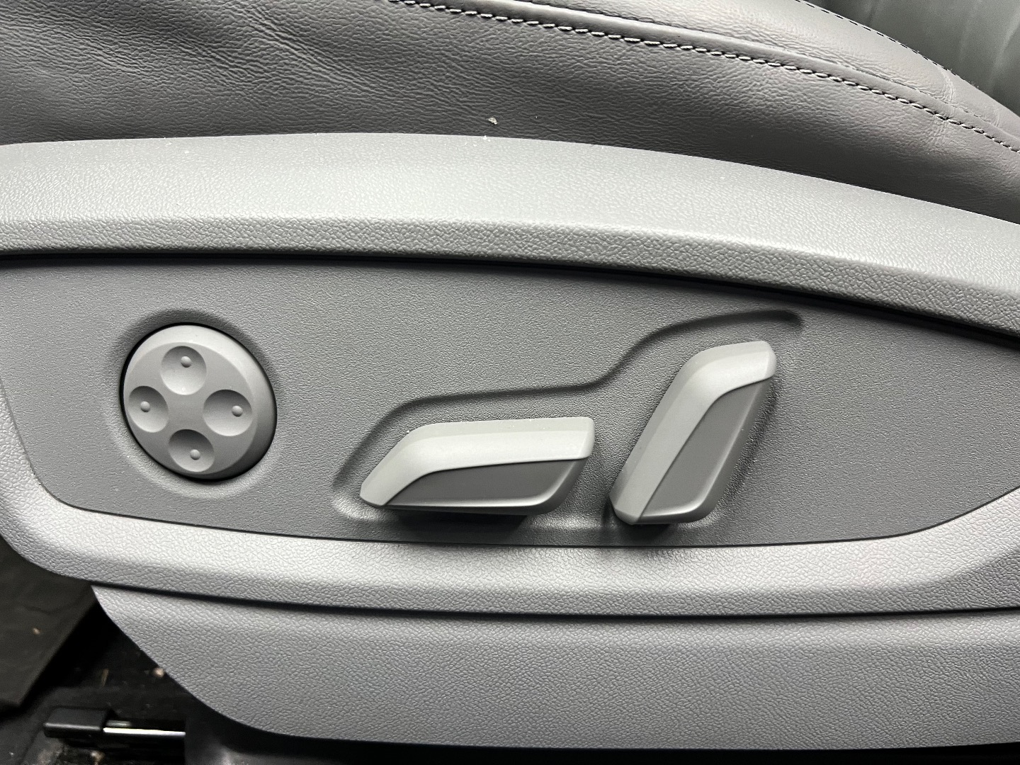 2023 Audi Q5 Premium - Photo 33