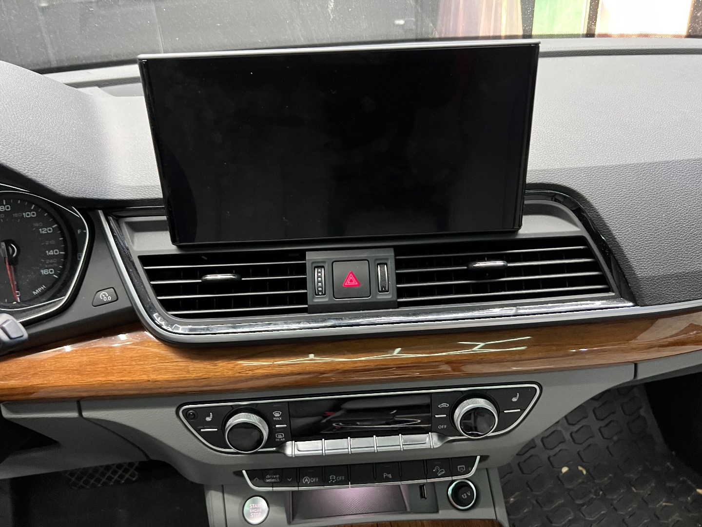 2023 Audi Q5 Premium - Photo 57