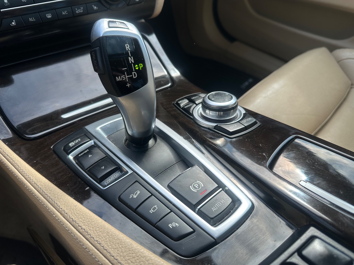 2013 BMW 5 Series 535i - Photo 47