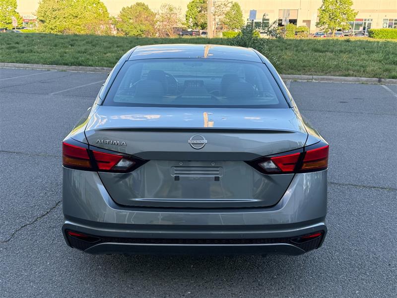 2023 Nissan Altima S - Photo 10