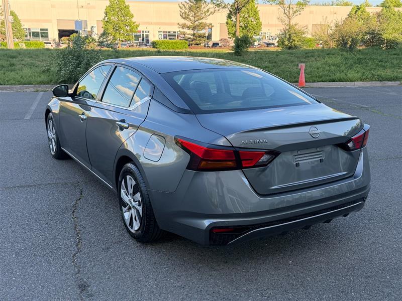 2023 Nissan Altima S - Photo 11