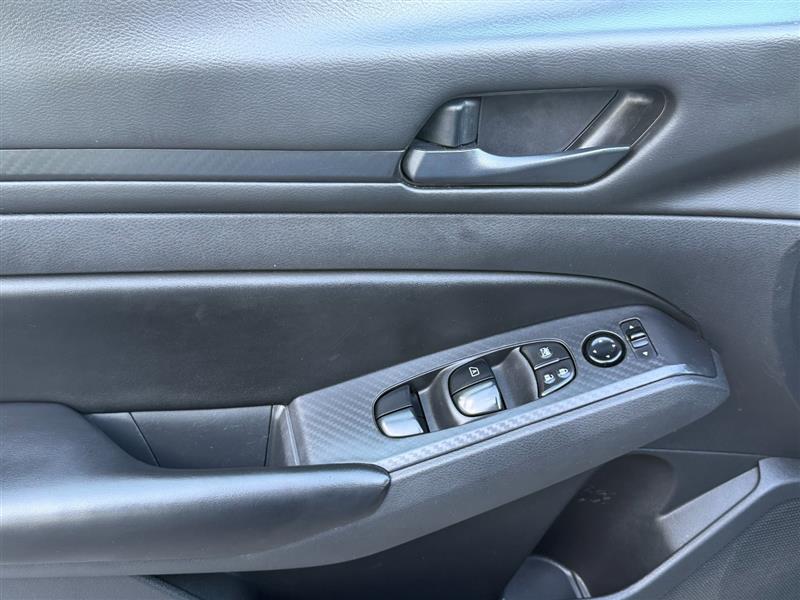 2023 Nissan Altima S - Photo 15