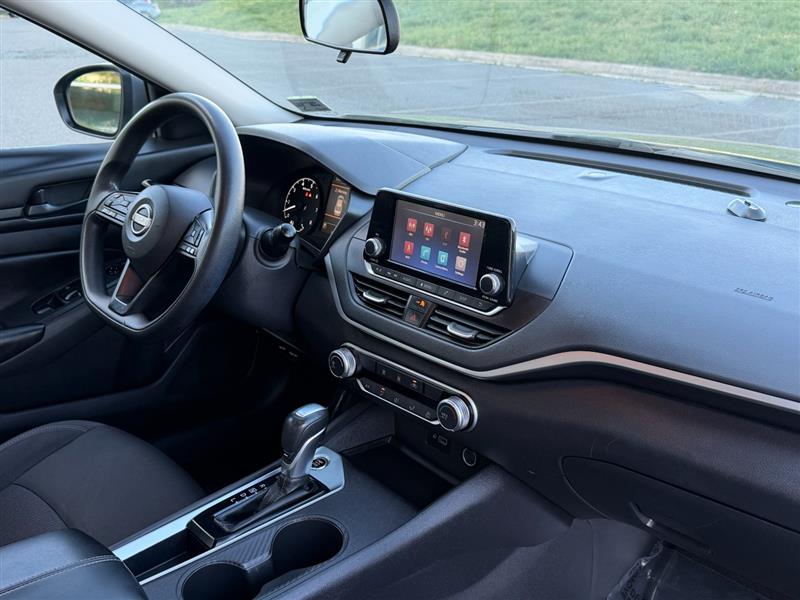 2023 Nissan Altima S - Photo 17