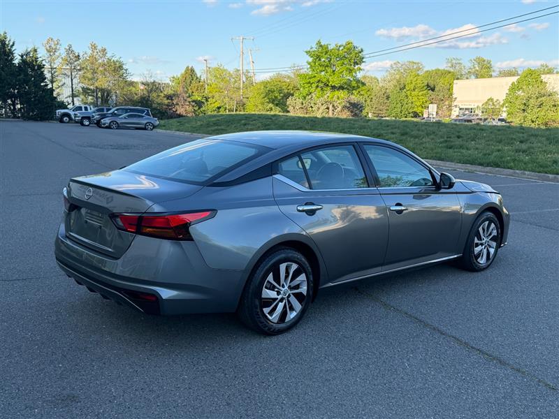 2023 Nissan Altima S - Photo 8