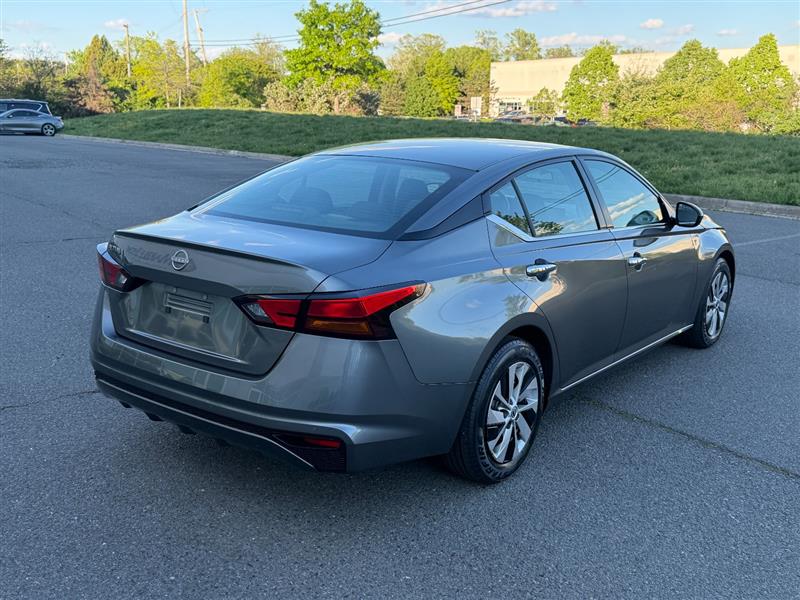 2023 Nissan Altima S - Photo 9