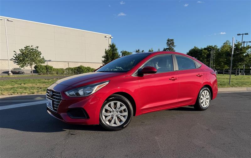 Pomegranate Red 2020 Hyundai Accent SE Sedan FWD Sedan Front-Wheel Drive Automatic