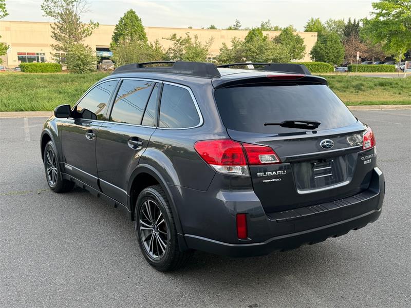2010 Subaru Outback I Limited - Photo 11