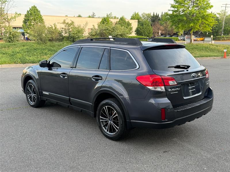 2010 Subaru Outback I Limited - Photo 12