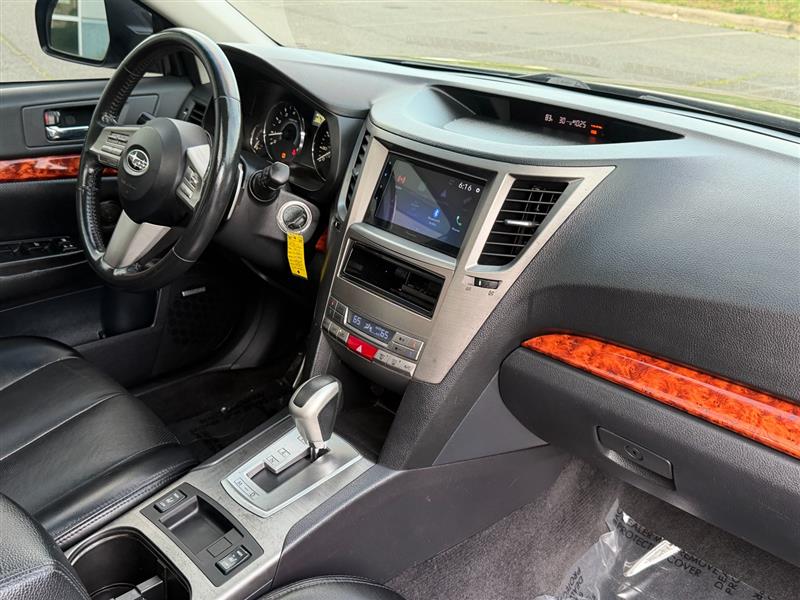 2010 Subaru Outback I Limited - Photo 18