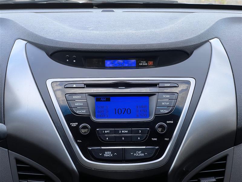 2013 Hyundai Elantra Limited - Photo 20