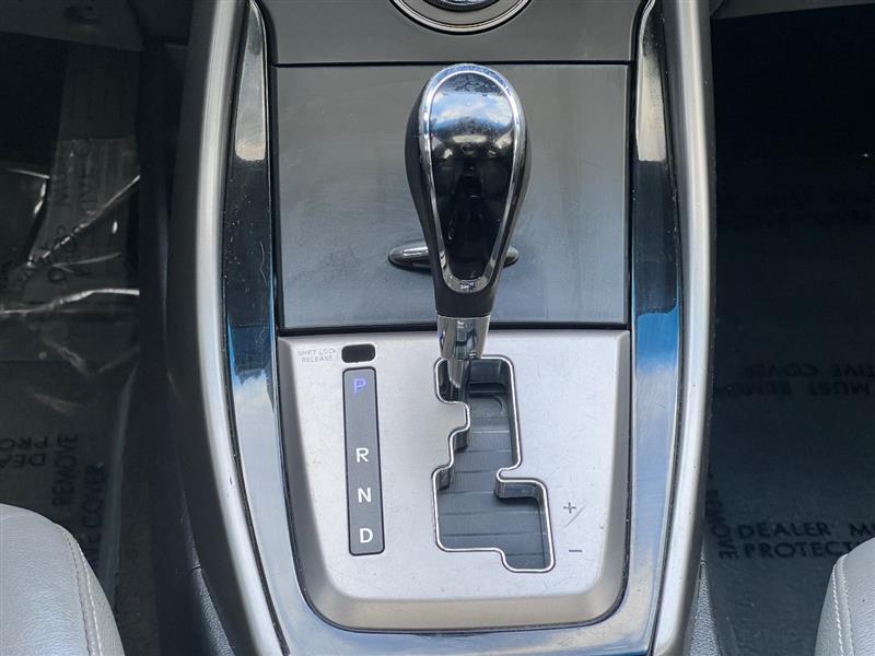 2013 Hyundai Elantra Limited - Photo 22