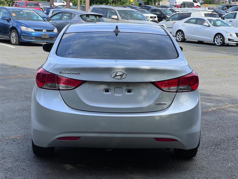 2013 Hyundai Elantra Limited - Photo 4