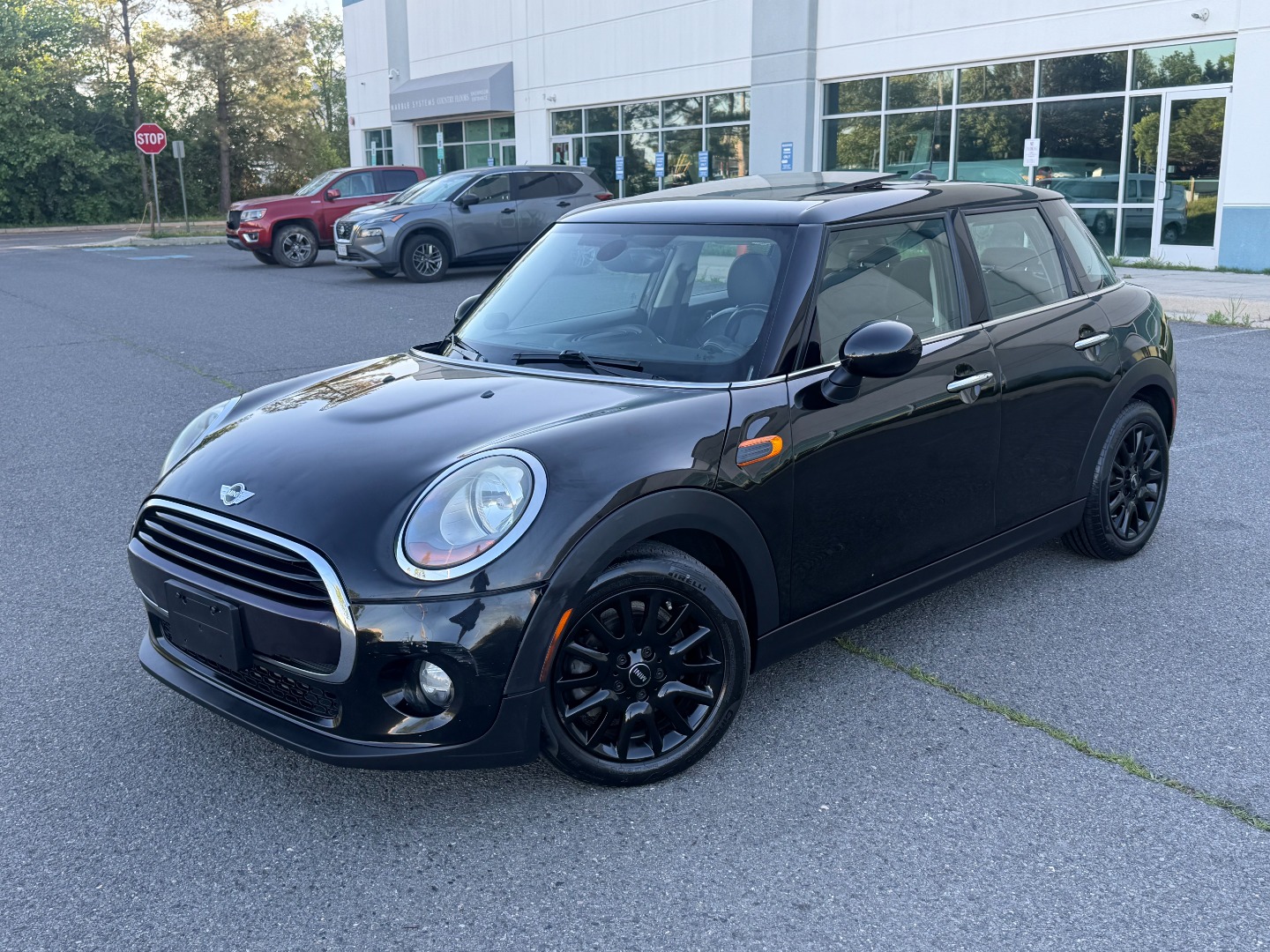 2017 MINI Cooper Base