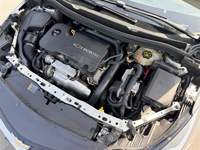 2016 Chevrolet Cruze LT - Photo 26