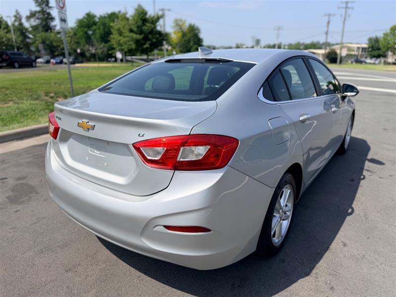 2016 Chevrolet Cruze LT - Photo 8