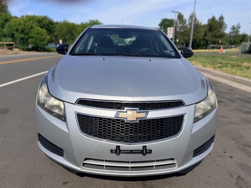 2012 Chevrolet Cruze LS - Photo 4